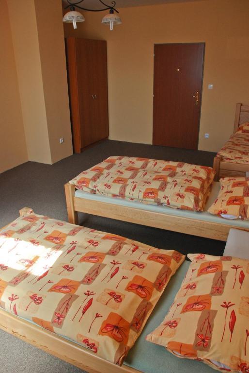 Hotel Marina Hermanuv Mestec Szoba fotó